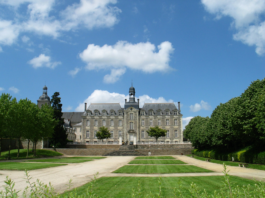 abbaye_et_jardins.jpg